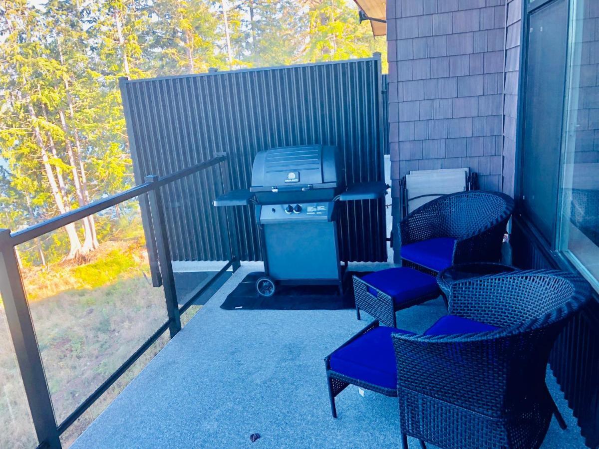 Sandy Feet Retreat Port Renfrew- Oceanfront 2Br Modern Cottage Exterior foto